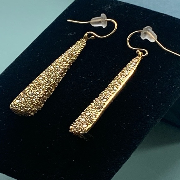 ALEXIS BITTAR • Vintage Miss Havisham Modern Sculpted Crystal Encrusted Earrings - Picture 2 of 8